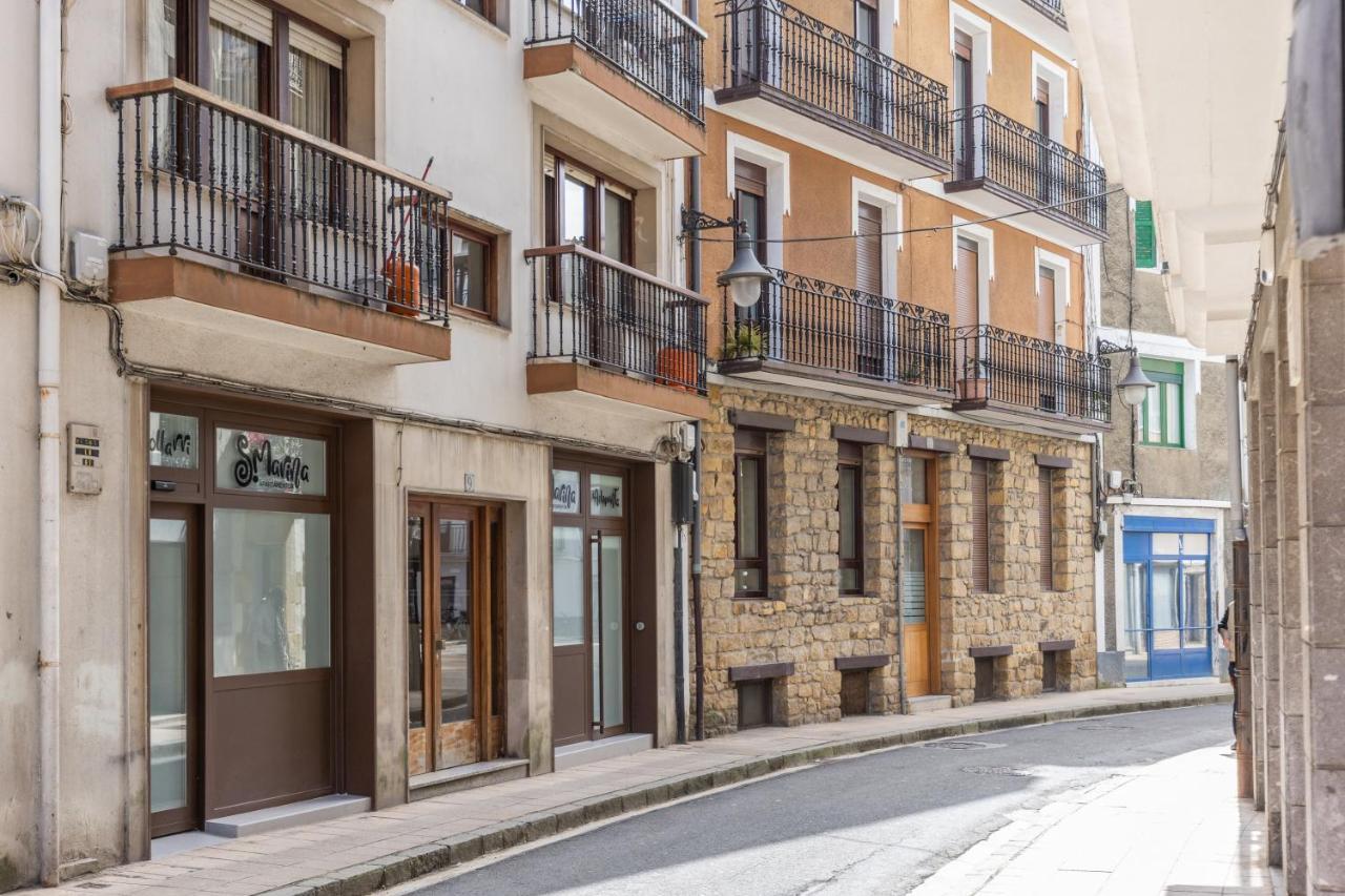 Santa Marina Apartamentuak Zarautz Esterno foto